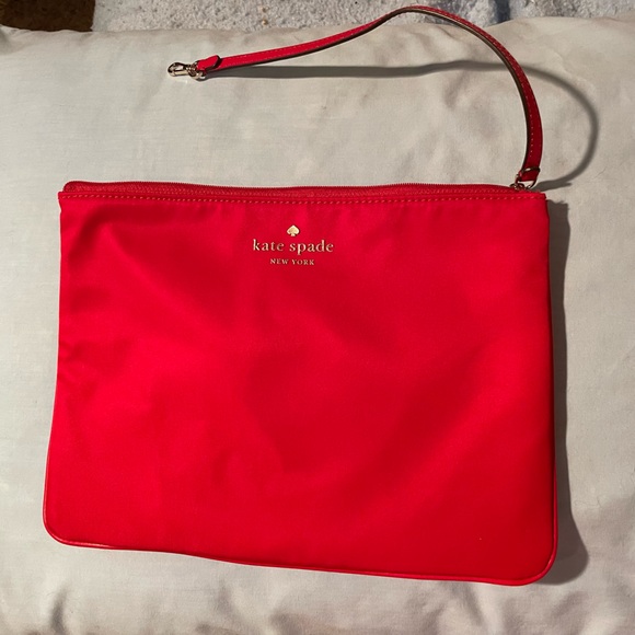❤️ Kate Spade Mini Bag Wristlet ❤️ - Picture 1 of 7
